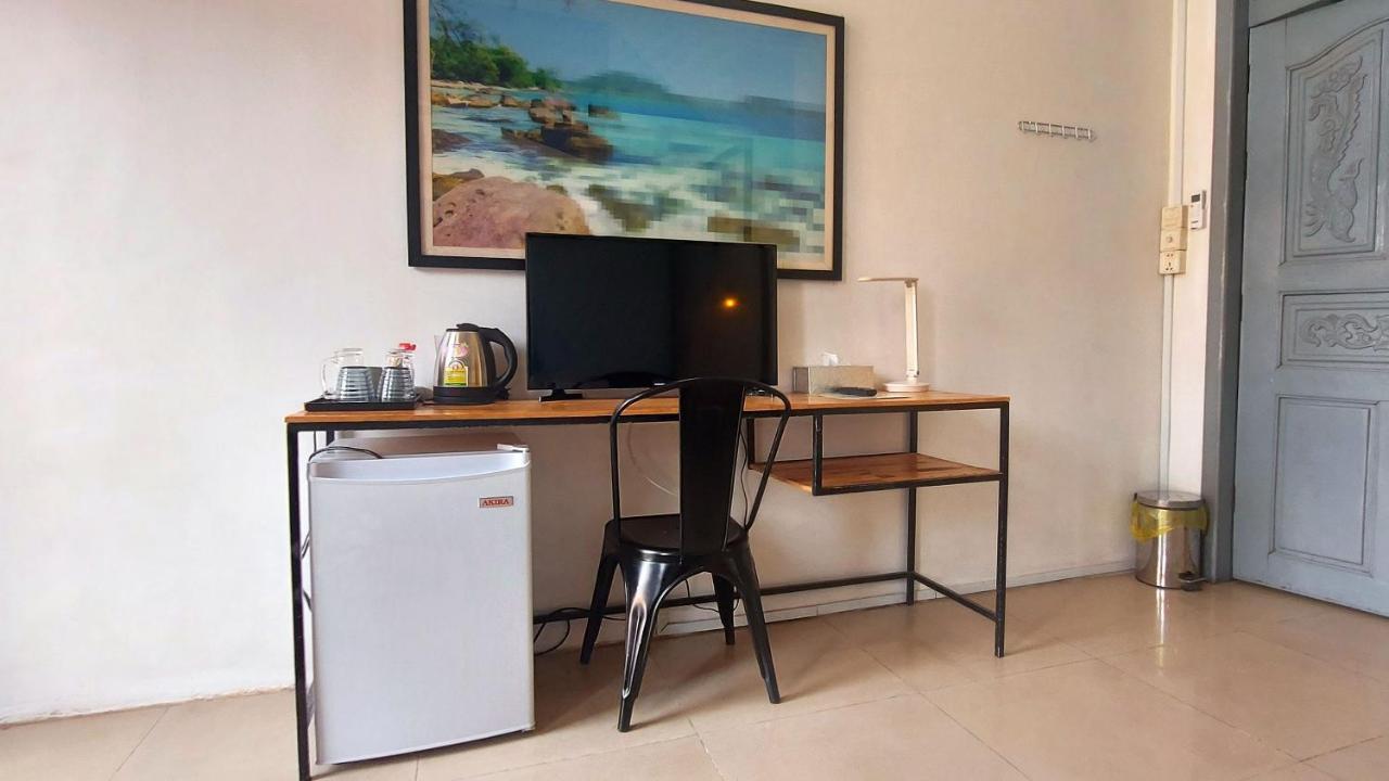 The Place Hostel باتامبانغ المظهر الخارجي الصورة