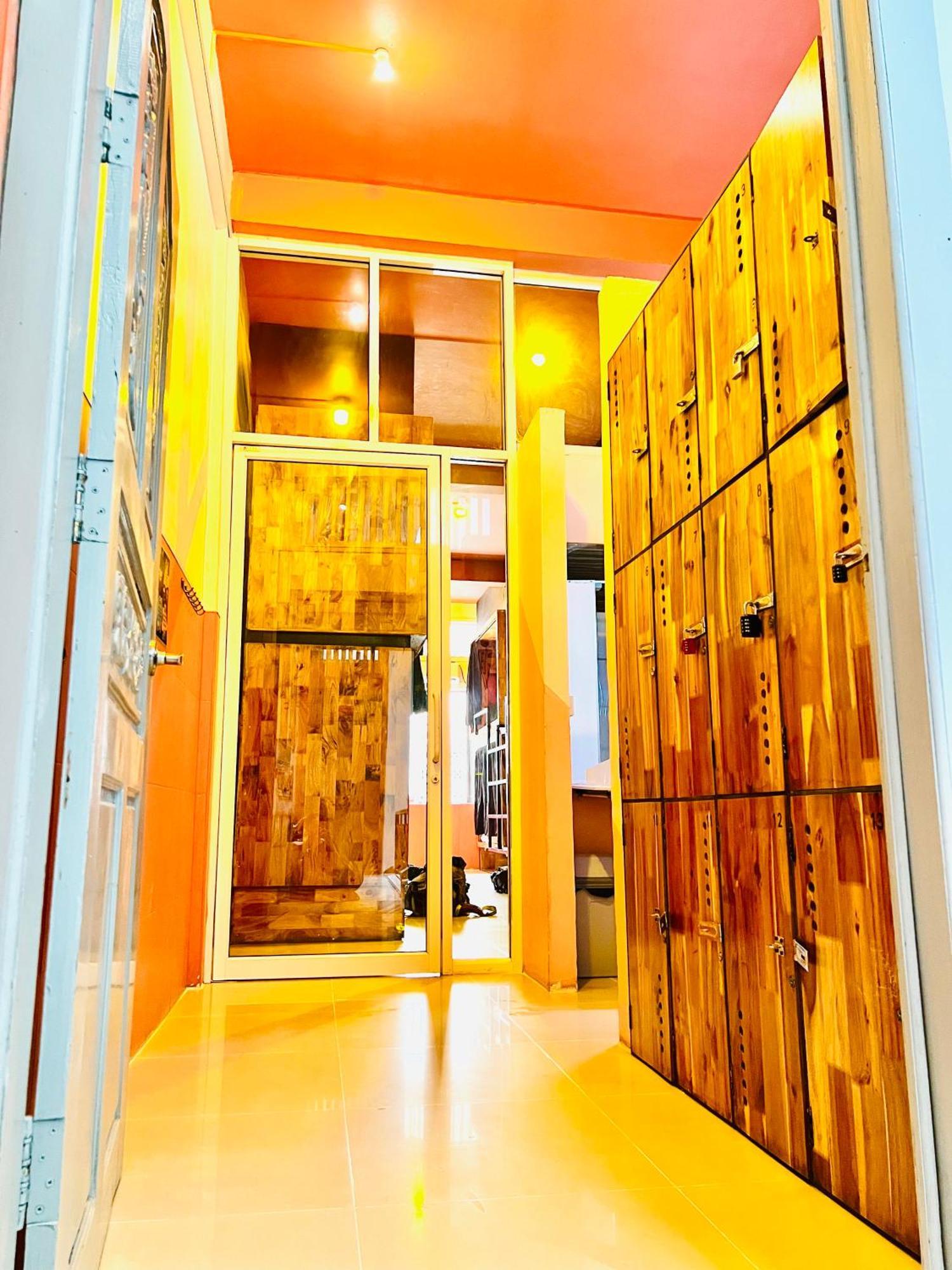 The Place Hostel باتامبانغ المظهر الخارجي الصورة